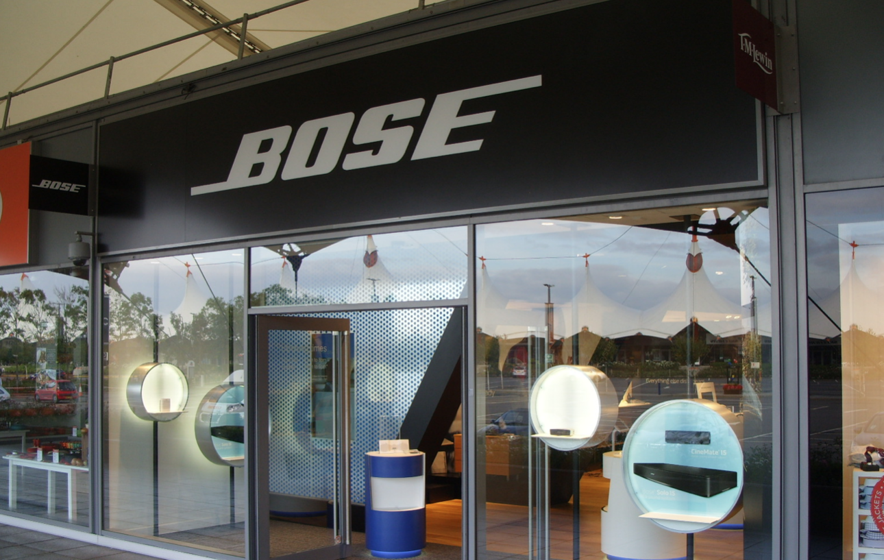ordenar Auto competencia Bose is closing down all of its retail stores in Europe and the US - the  interface